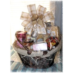 Gourmet Goodness Gift Basket - Creston BC Delivery